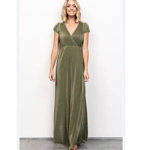 Baltic Born NWT Athena Pleated Maxi Dress Sage Green Size S